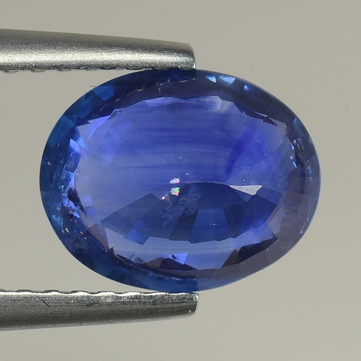 2.34 cts SPARKLING 100% Natural Blue Color heated Ceylon Sapphire