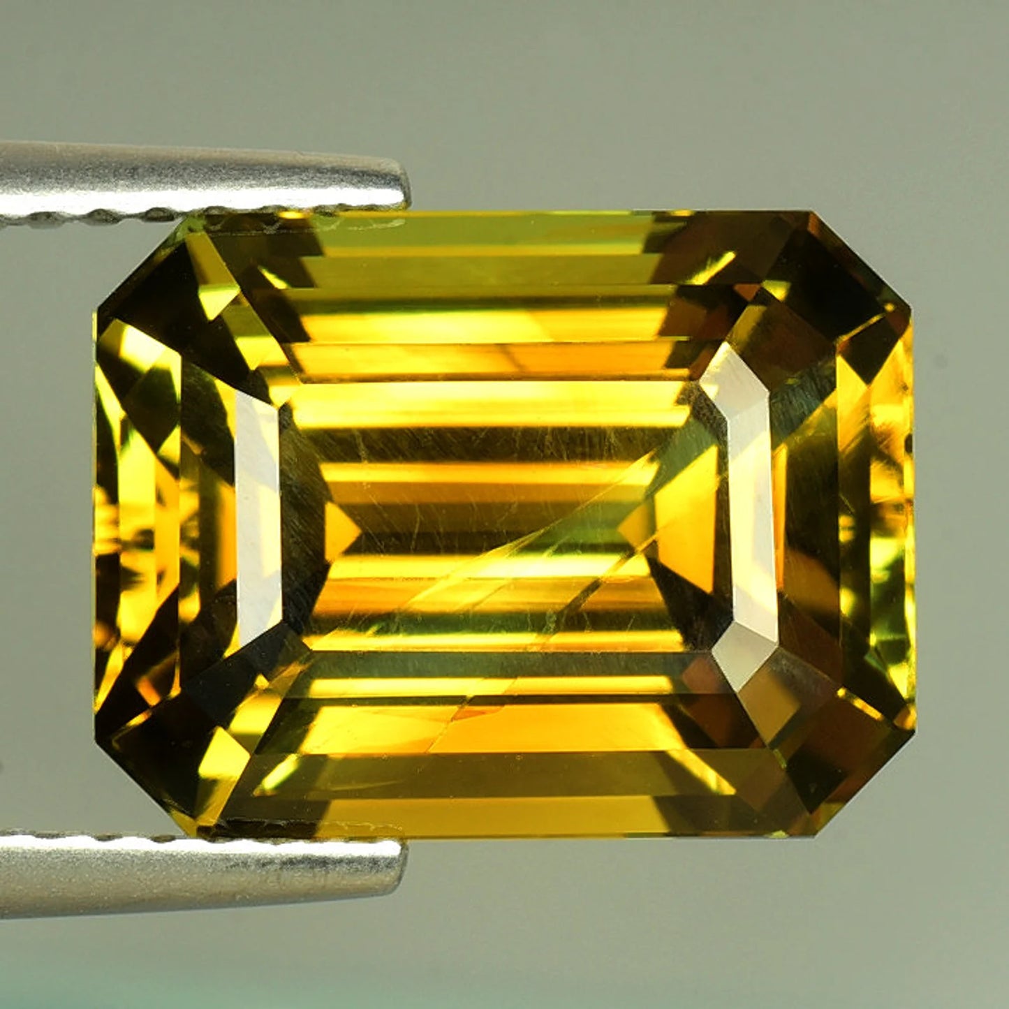 8.85 cts SPARKLING 100% Natural Brownish Yellow Color Unheated Chrysoberyl (GIA)