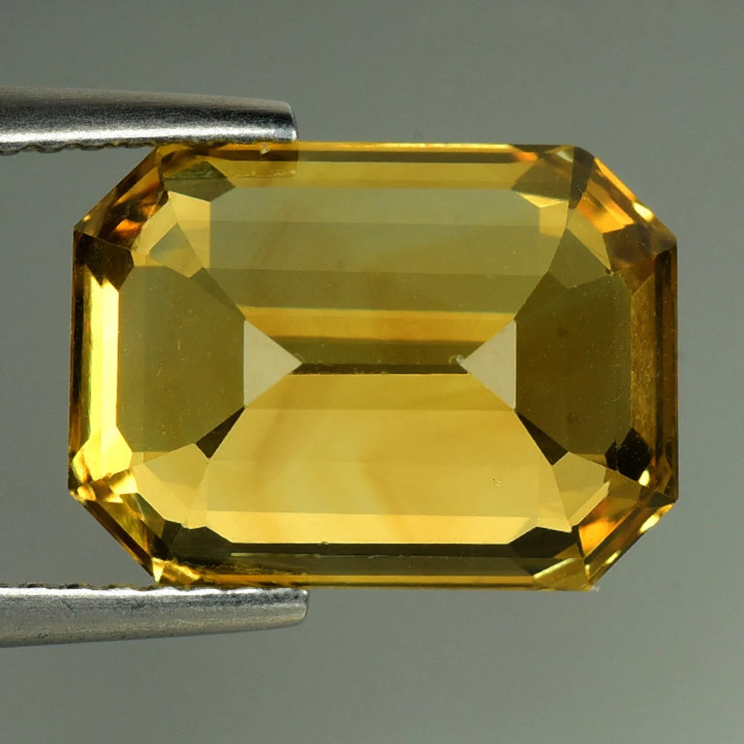 7.25 cts SPARKLING 100% Natural Yellow Color Unheated Chrysoberyl (GIA)