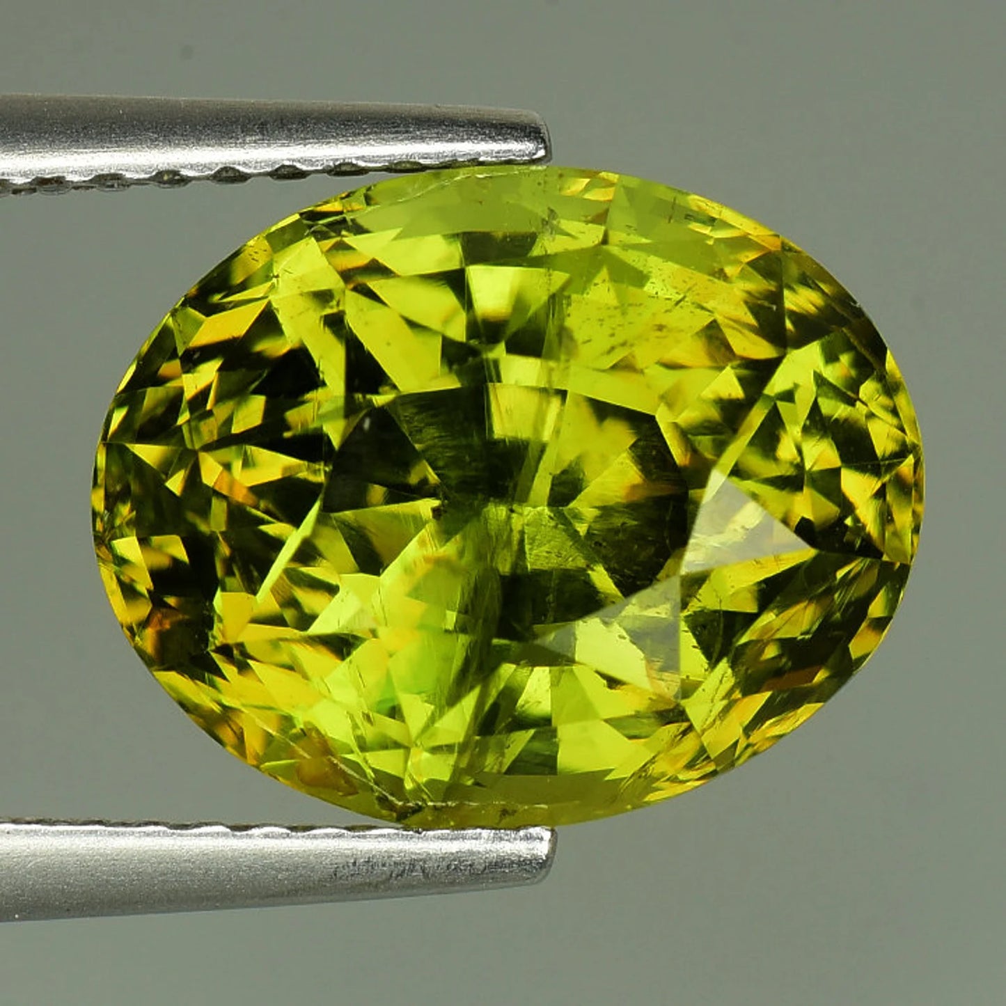 7.10 cts SPARKLING 100% Natural Green Yellow Color Unheated Chrysoberyl (GIA)